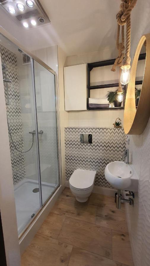 Apartament Dla Pary Stara Szkola Weremowice Экстерьер фото